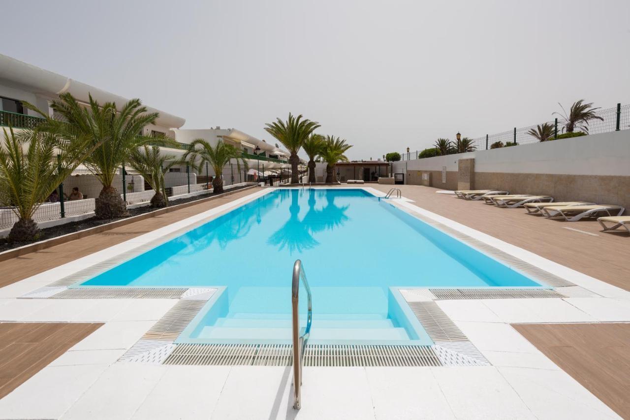 Home2Book Casa Los Chispos Corralejo, Terrace&Pool Exterior photo